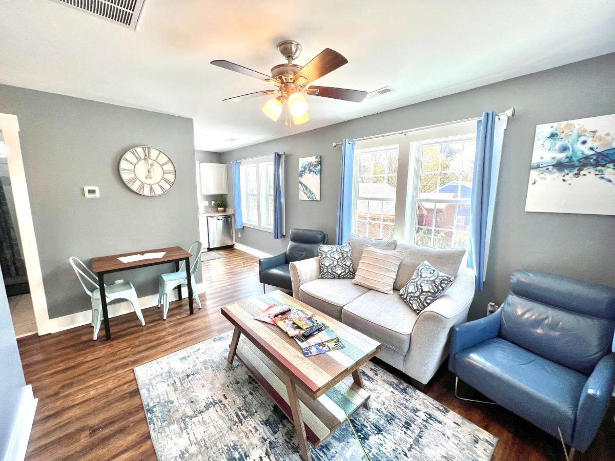 Stylish Cozy Tree House Pet Friendly!!! Villa Wilmington Exterior foto